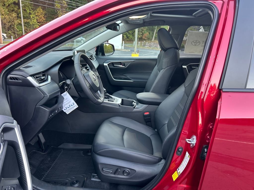 New 2025 Toyota RAV4 XLE Premium image 9
