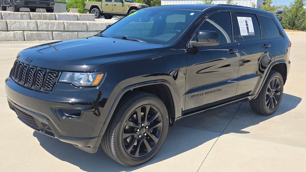 Used 2021 Jeep Grand Cherokee Laredo X