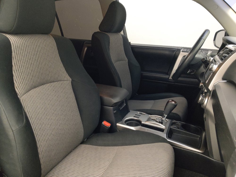 Used 2017 Toyota 4Runner SR5 image 21