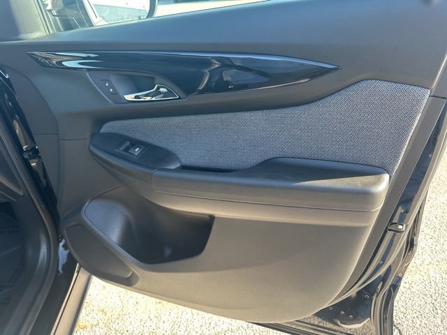 Used 2025 Chevrolet TrailBlazer LT AWD/4WD image 44