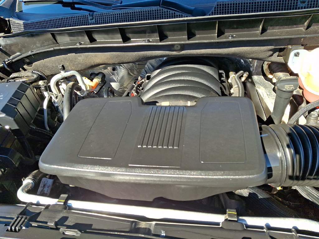 Used 2025 Chevrolet Tahoe Z71 AWD/4WD image 30