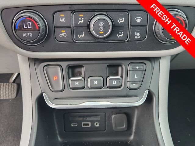 Used 2020 GMC Terrain SLT w/ Preferred Package FWD image 17
