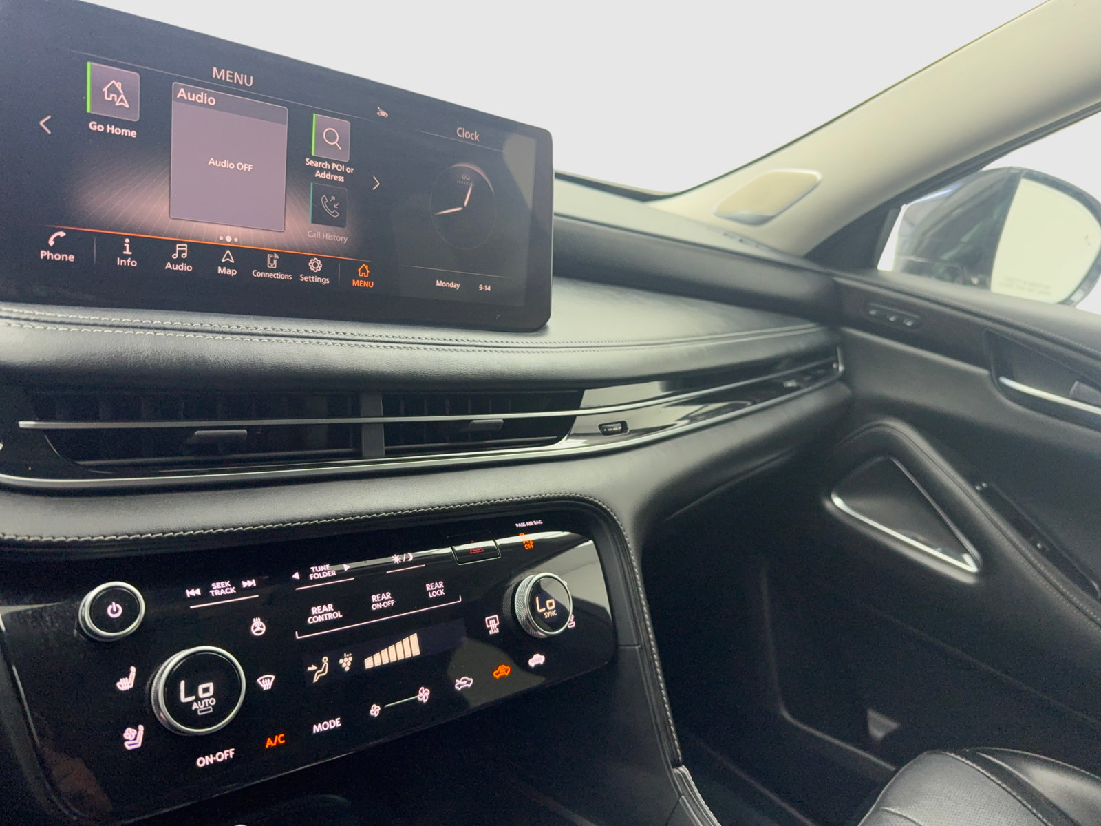 Used 2023 INFINITI QX60 Sensory w/ Vision Package FWD image 20