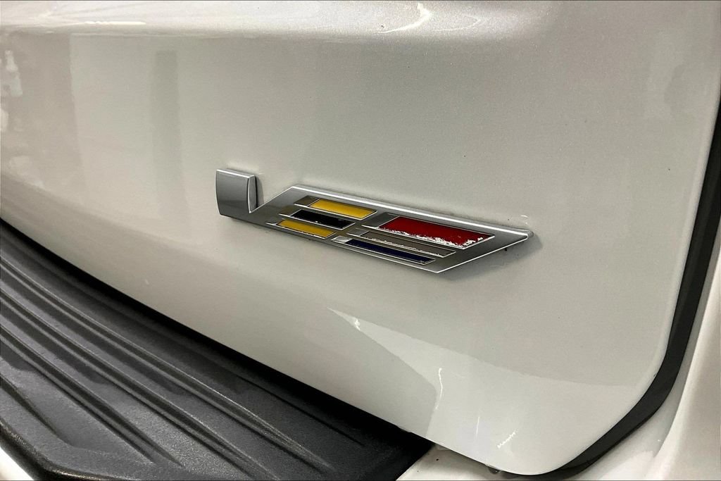 Certified 2023 Cadillac Escalade ESV V AWD/4WD image 24