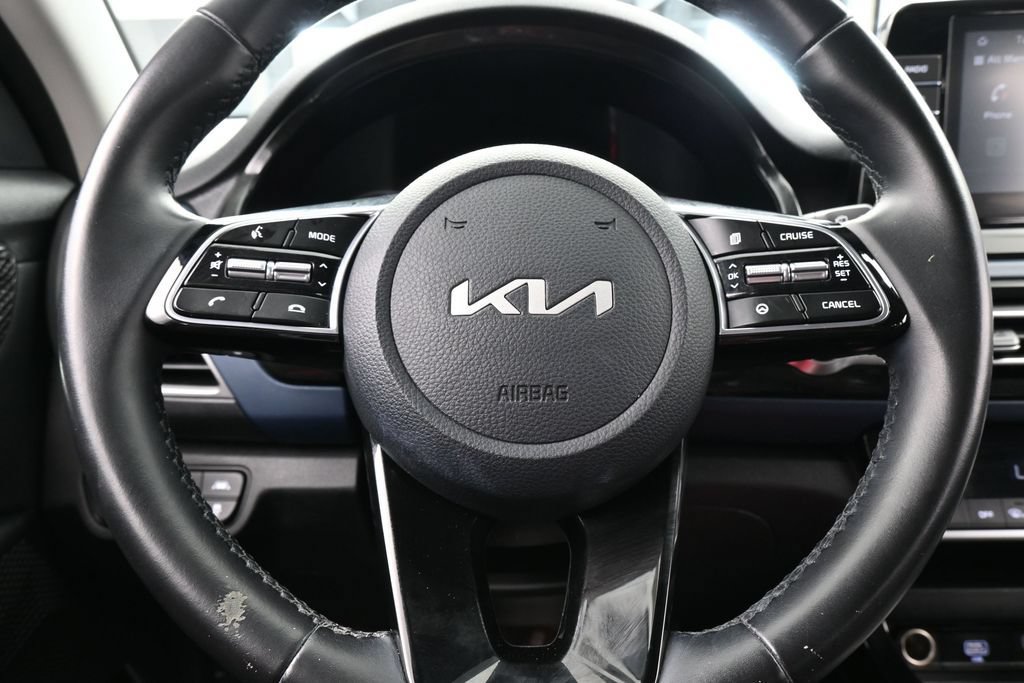 Used 2023 Kia Seltos S FWD image 22