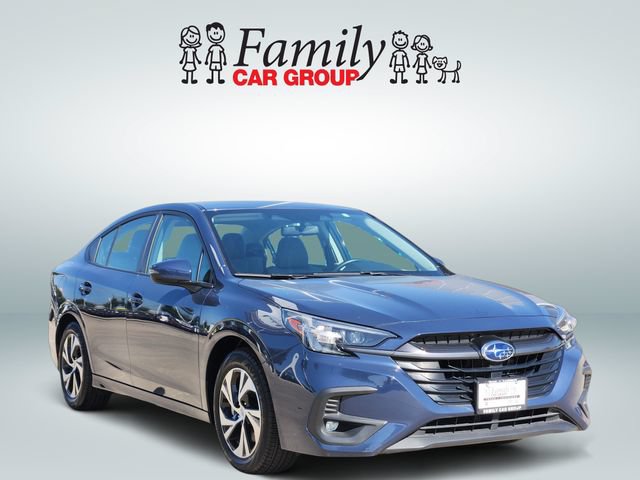 Used 2025 Subaru Legacy Premium AWD/4WD image 2