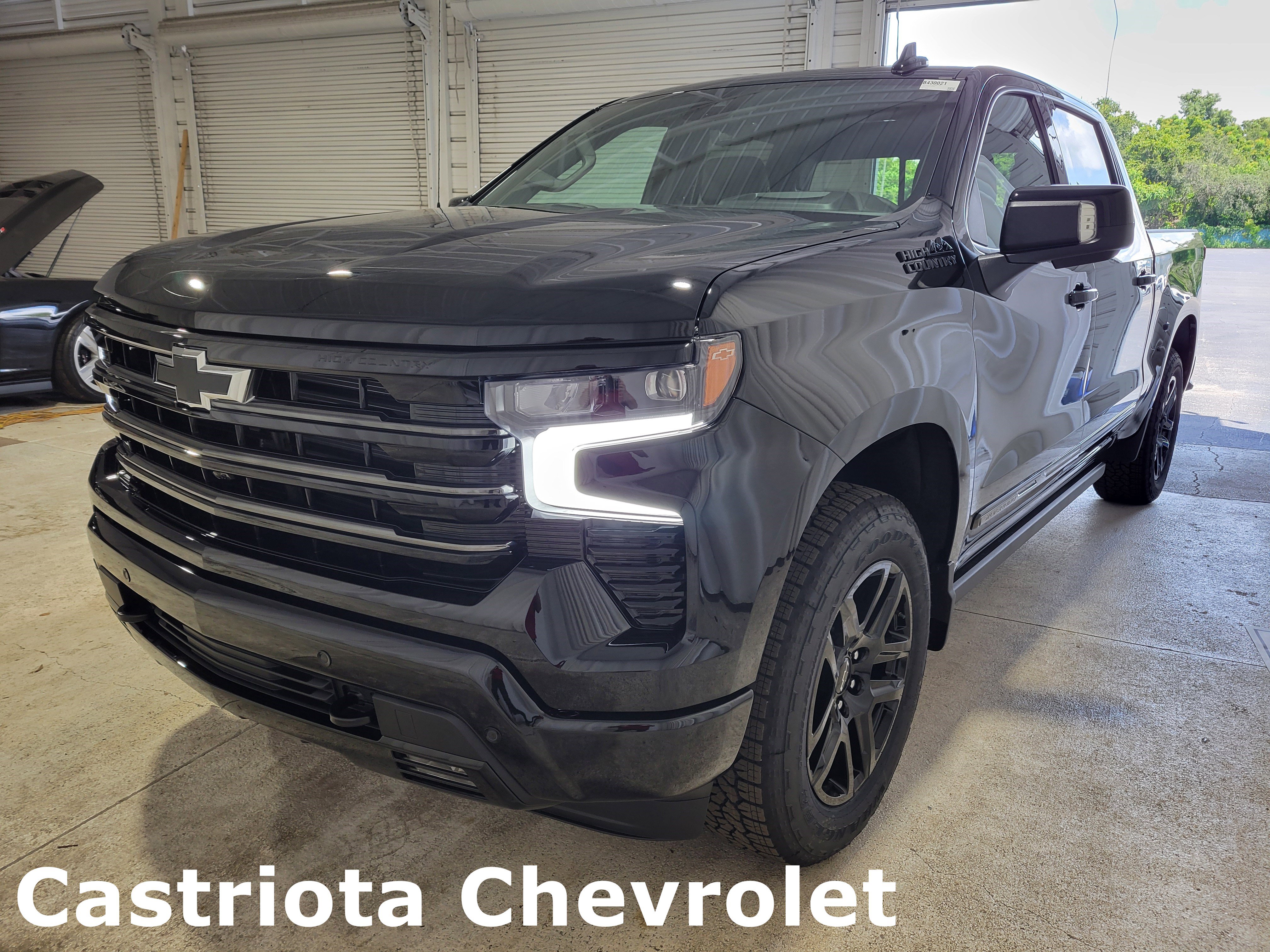 New 2026 Chevrolet Silverado 1500 High Country w/ Midnight Edition video 1