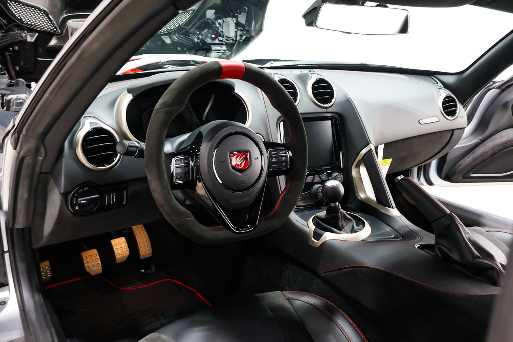 Used 2017 Dodge Viper ACR w/ Extreme Aero Package RWD image 49