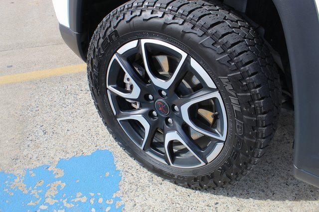 Used 2025 Jeep Compass Trailhawk w/ Trailhawk Elite Group image 3