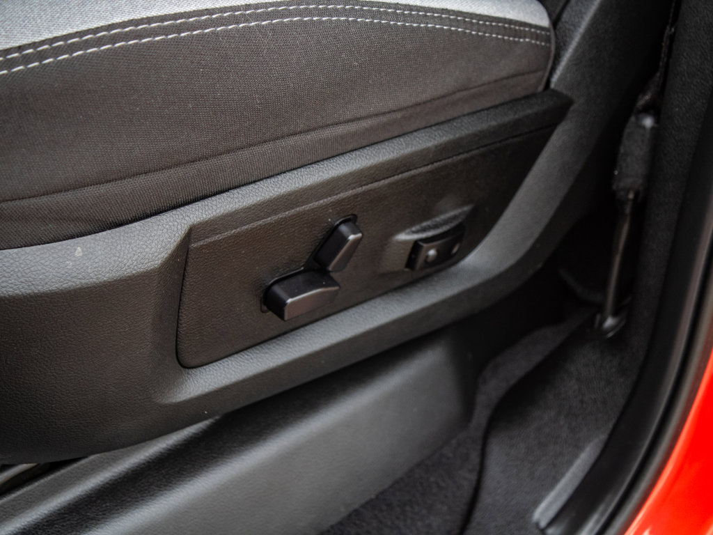 Used 2024 RAM 2500 Big Horn w/ Bed Utility Group image 22