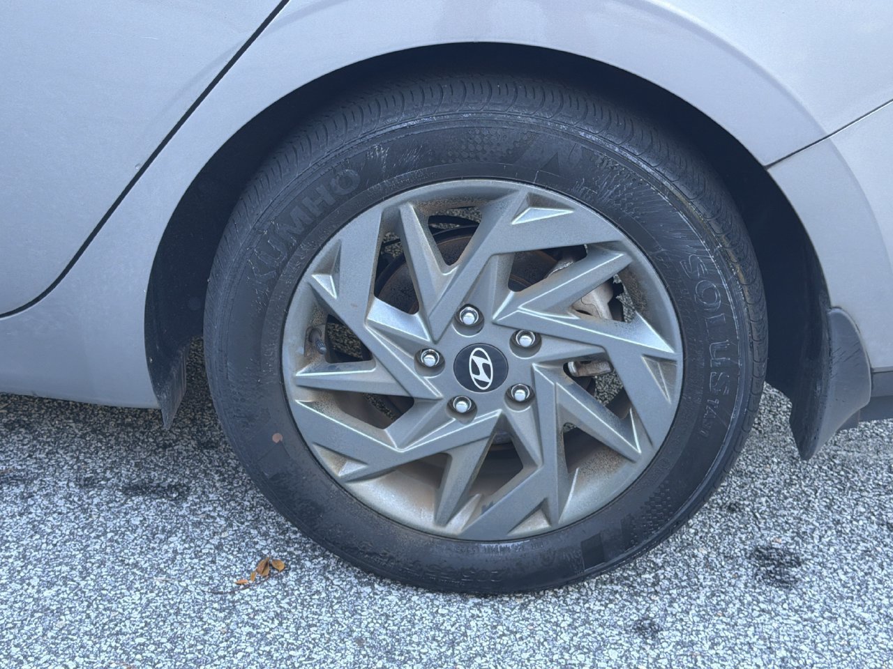 Used 2024 Hyundai Elantra SEL FWD image 31