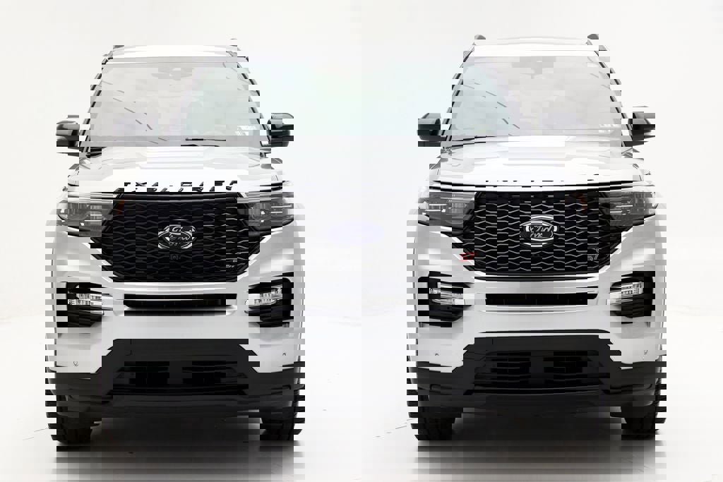 Used 2024 Ford Explorer ST w/ Technology Package image 3