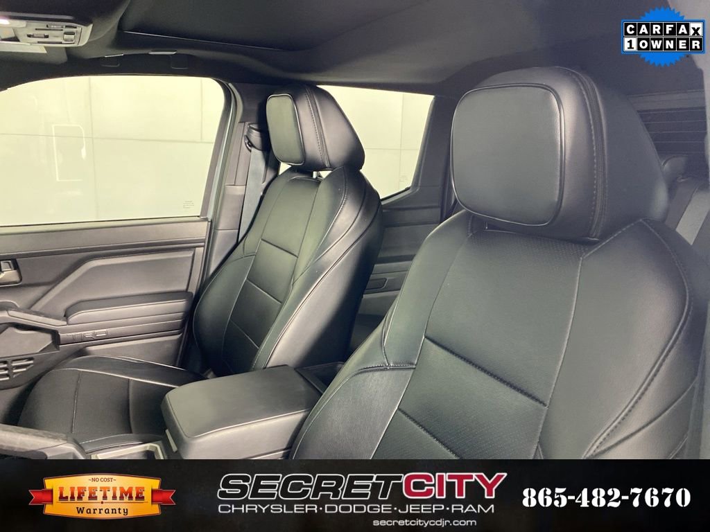 Used 2024 Toyota Tacoma TRD Off-Road w/ TRD Off Road Upgrade Package image 10