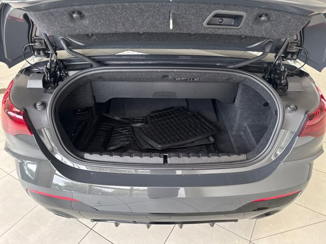 Used 2025 BMW 430i Convertible w/ M Sport Package RWD image 11