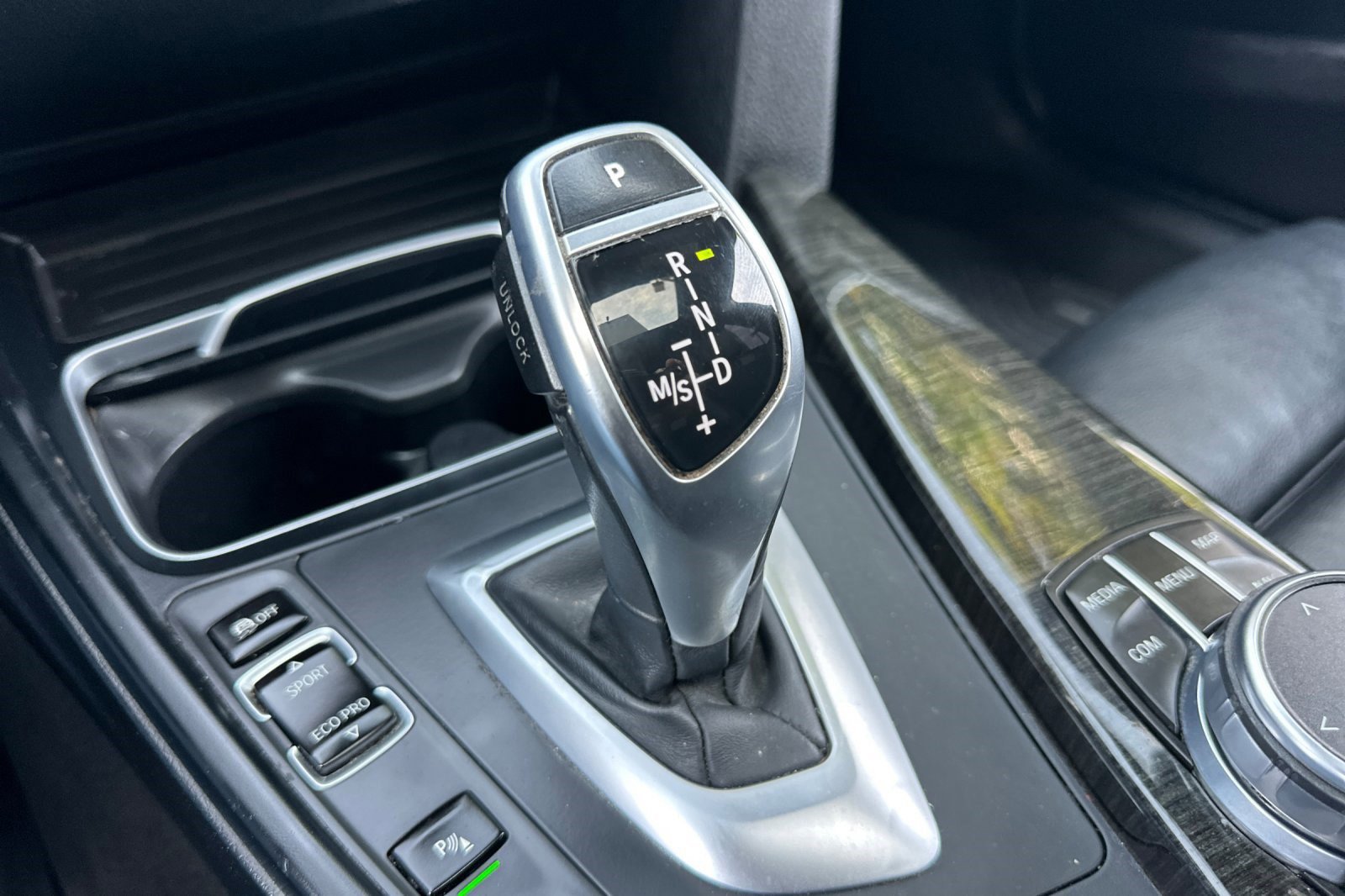 Used 2018 BMW 340i Sedan w/ Premium Package image 18