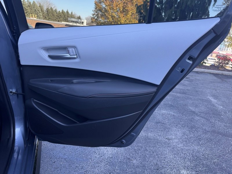 Used 2023 Toyota Corolla SE image 38