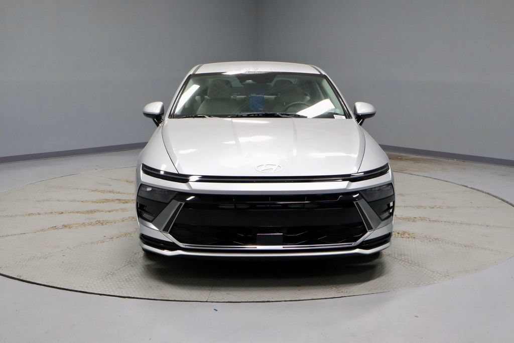 Certified 2025 Hyundai Sonata SEL FWD image 9