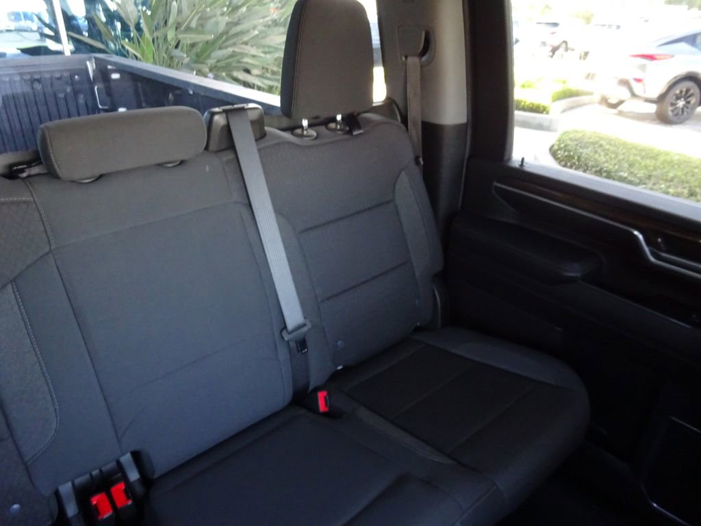 Certified 2024 Chevrolet Silverado 2500 LT AWD/4WD image 17