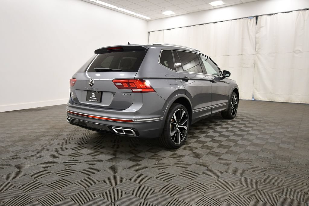 Used 2022 Volkswagen Tiguan SEL R-Line AWD/4WD image 7