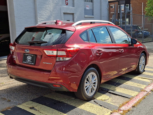 Used 2018 Subaru Impreza 2.0i Premium AWD/4WD image 6