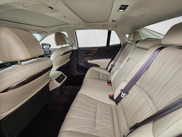 Used 2018 Lexus LS 500 w/ Interior Upgrade Package RWD image 16