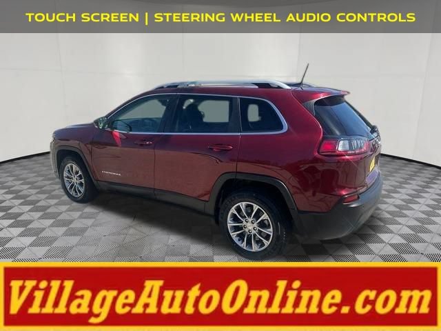 Used 2018 Jeep Compass Latitude w/ Popular Equipment Group AWD/4WD image 2