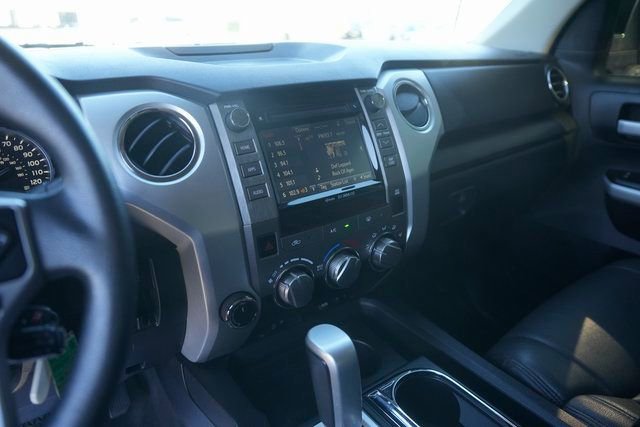 Used 2019 Toyota Tundra SR5 w/ SR5 Upgrade Package image 25