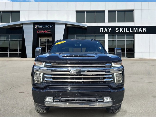 Used 2022 Chevrolet Silverado 2500 High Country w/ Technology Package image 2