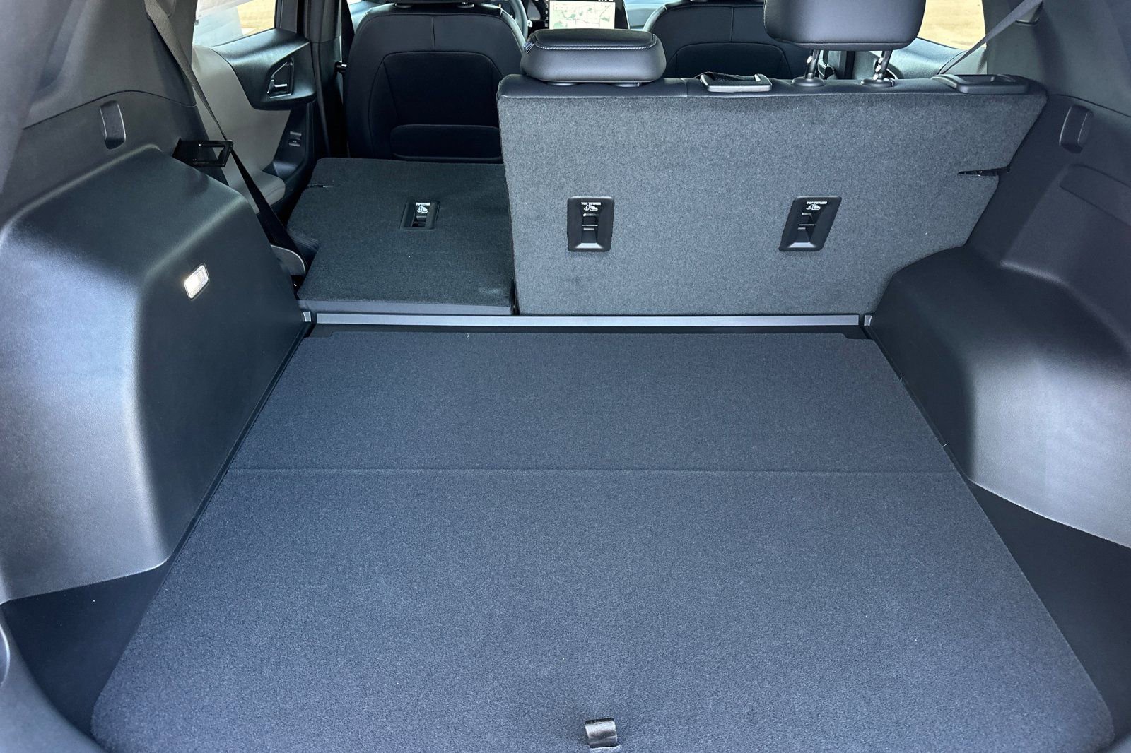 New 2026 Chevrolet Equinox LT w/ Convenience Package II FWD image 15