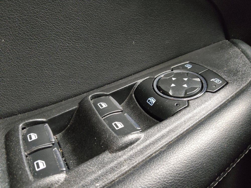 Used 2023 Ford Edge SEL image 27