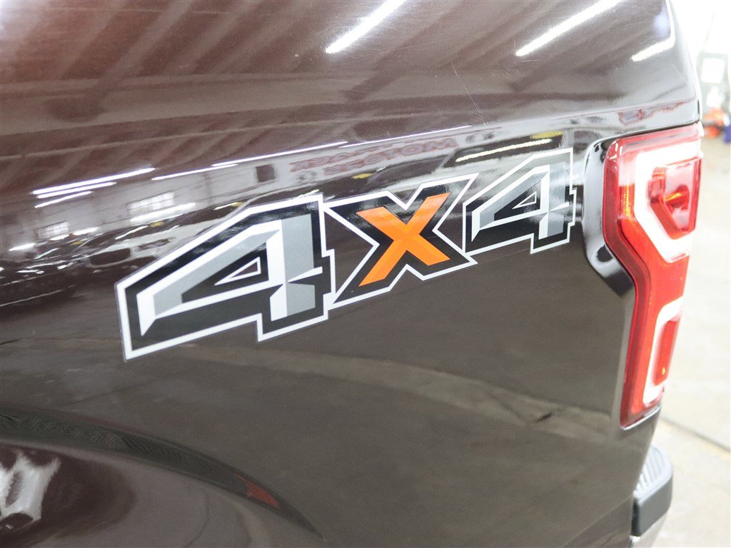 Used 2019 Ford F150 XLT w/ Equipment Group 302A Luxury image 8