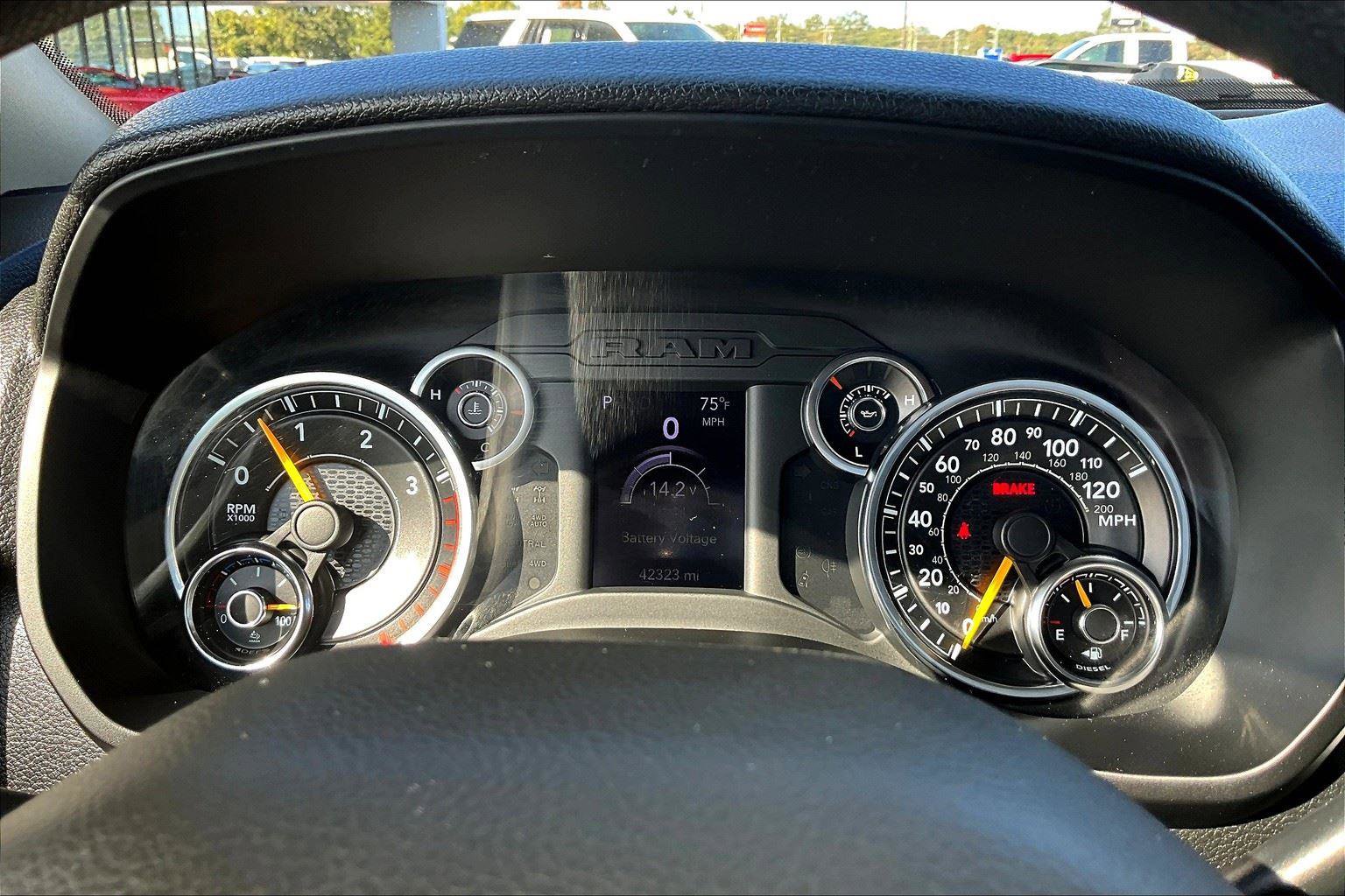 Used 2020 RAM 5500 Tradesman w/ Max Tow Package image 11