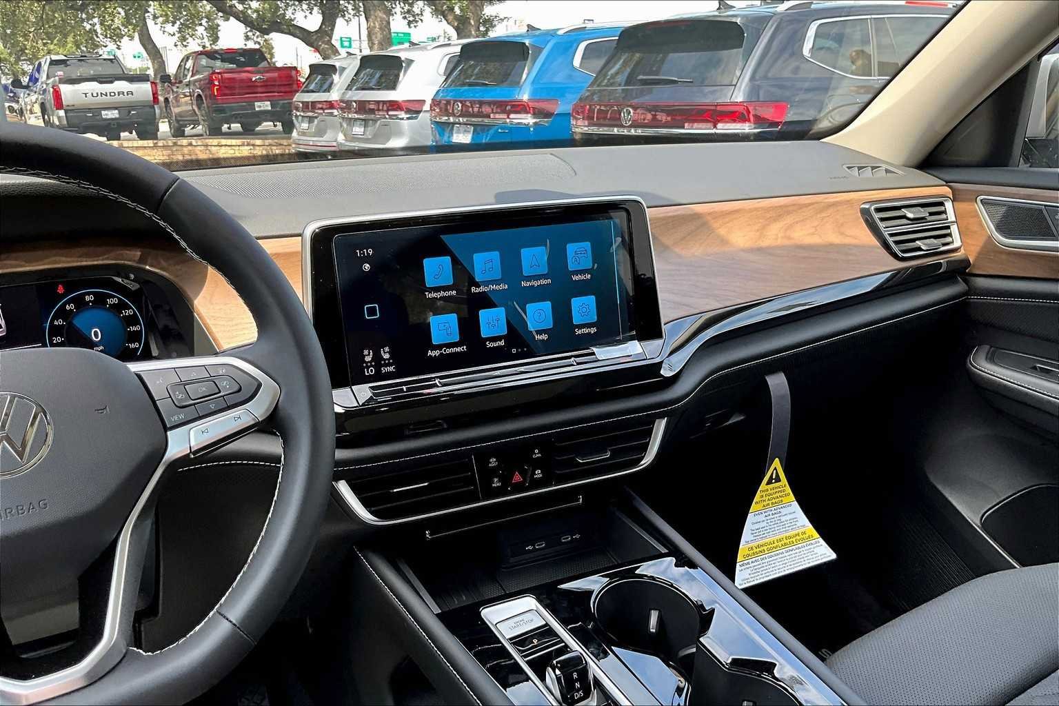 New 2026 Volkswagen Atlas SE AWD/4WD image 6