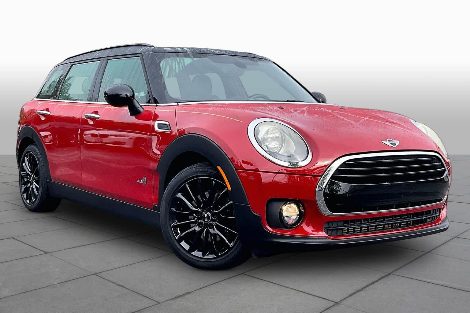 Used 2017 MINI Cooper Clubman ALL4 AWD/4WD image 2