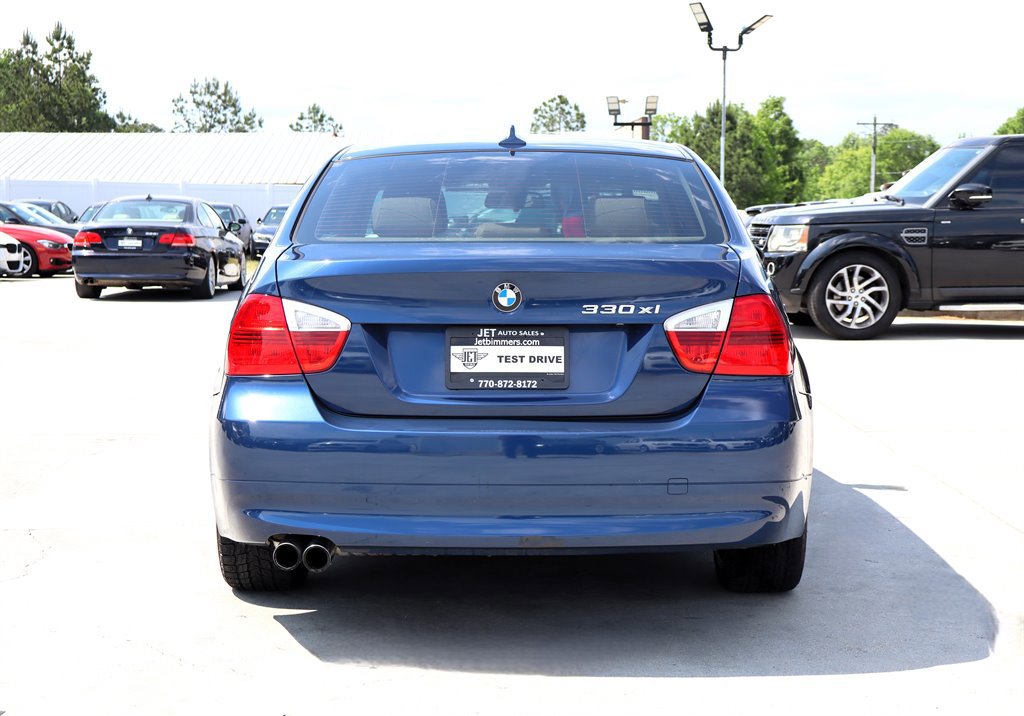 Used 2006 BMW 330xi Sedan AWD/4WD image 6