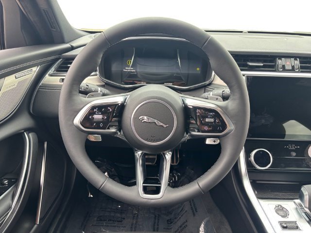 New 2024 Jaguar XF R-Dynamic SE AWD/4WD image 13