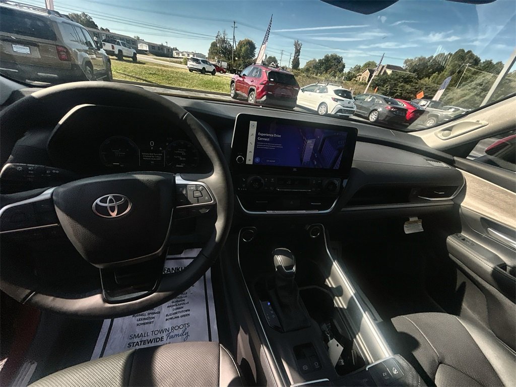 New 2026 Toyota Grand Highlander Limited image 10