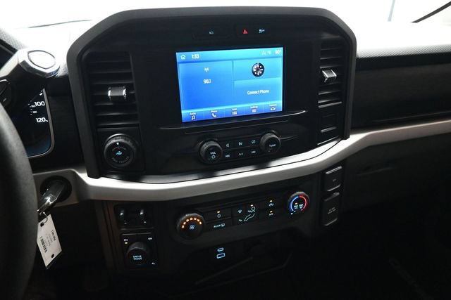 Used 2022 Ford F150 XLT w/ Trailer Tow Package AWD/4WD image 8