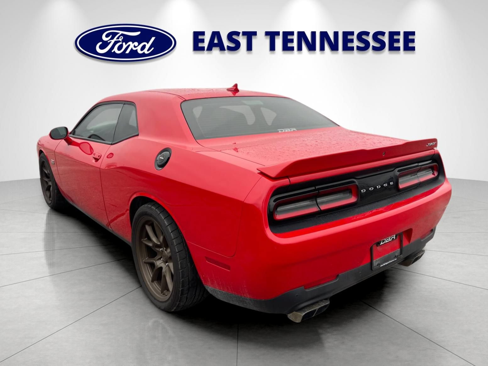 Used 2017 Dodge Challenger SRT w/ Technology Group RWD image 5