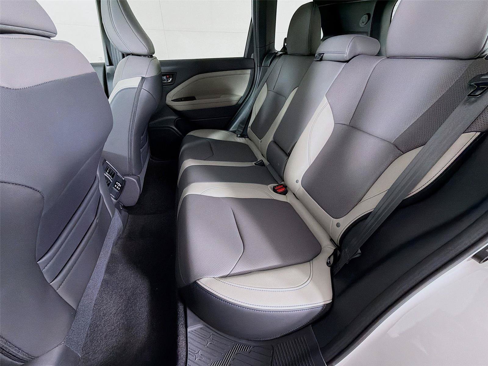 New 2026 Subaru Forester Limited AWD/4WD image 22