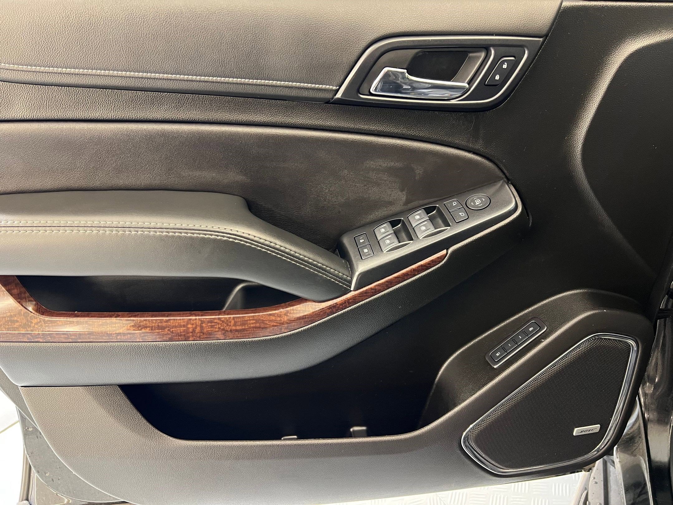 Used 2020 GMC Yukon SLT w/ Value Plus Edition image 11