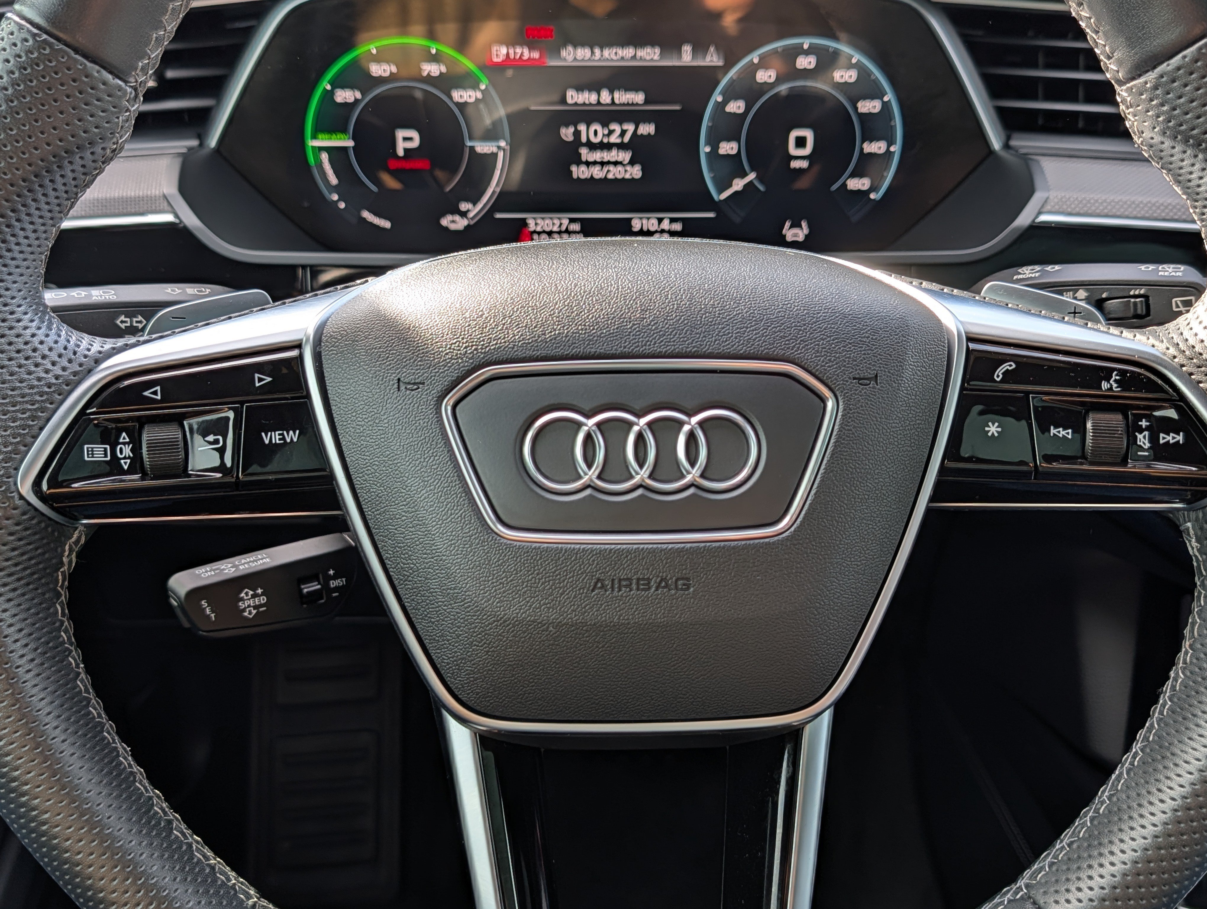 Used 2023 Audi e-tron S Prestige w/ Prestige Package AWD/4WD image 25