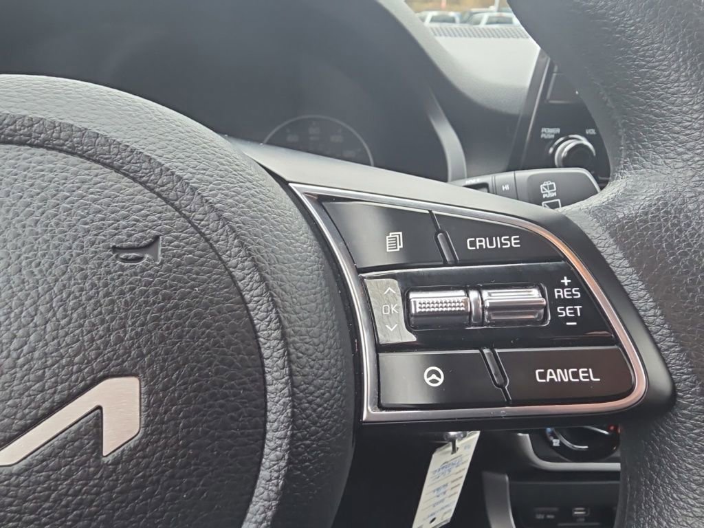 Used 2023 Kia Seltos LX image 17