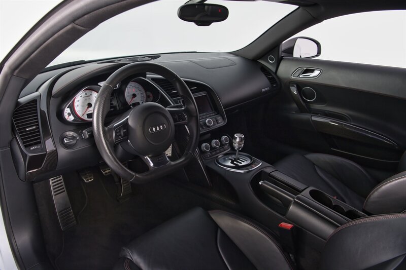 Used 2012 Audi R8 V10 AWD/4WD image 17