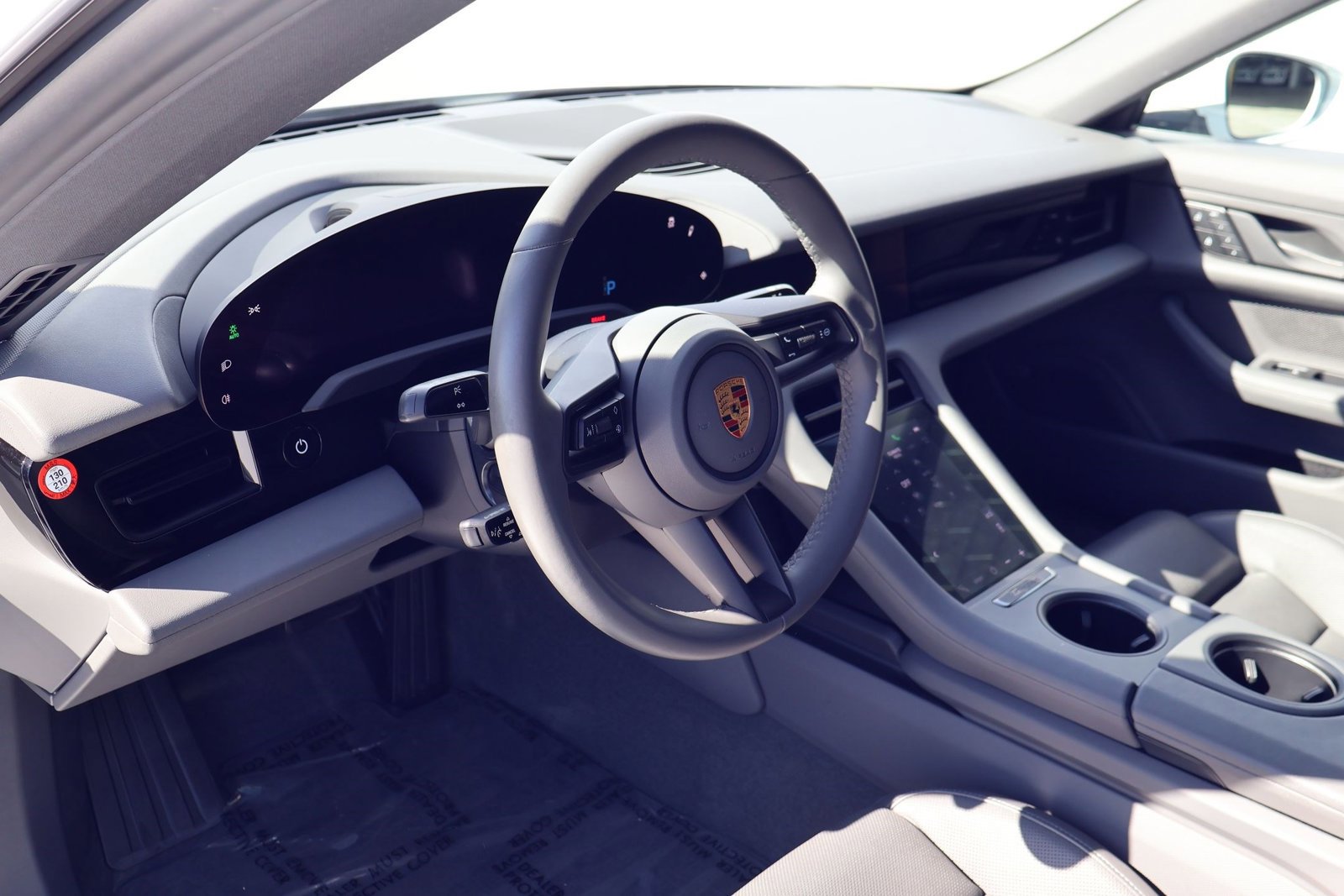 Certified 2022 Porsche Taycan image 4