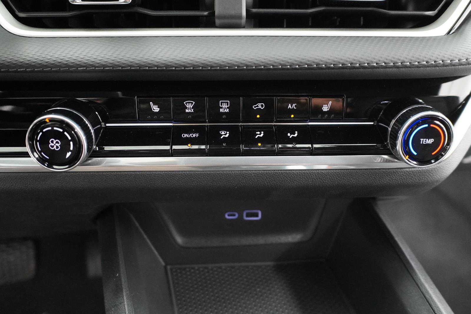 New 2026 Chevrolet Equinox LT w/ Midnight Edition image 26