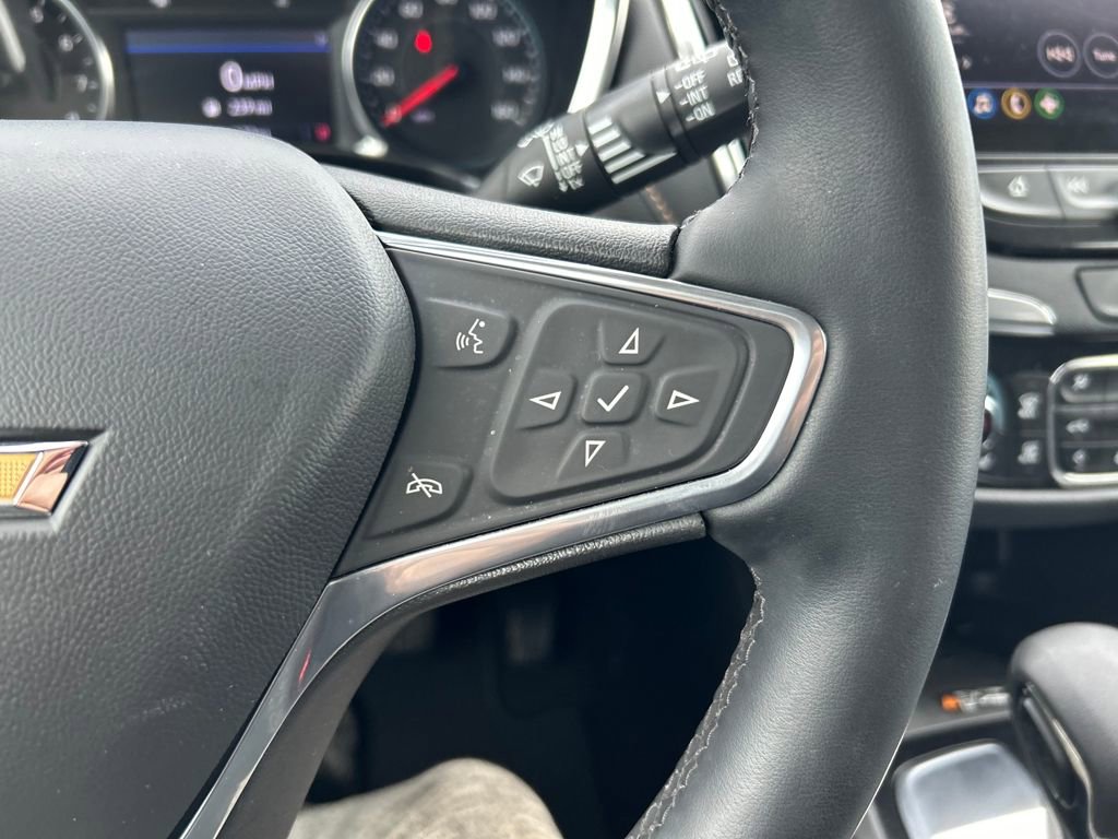 Used 2023 Chevrolet Equinox Premier w/ LPO, Cargo Package image 17