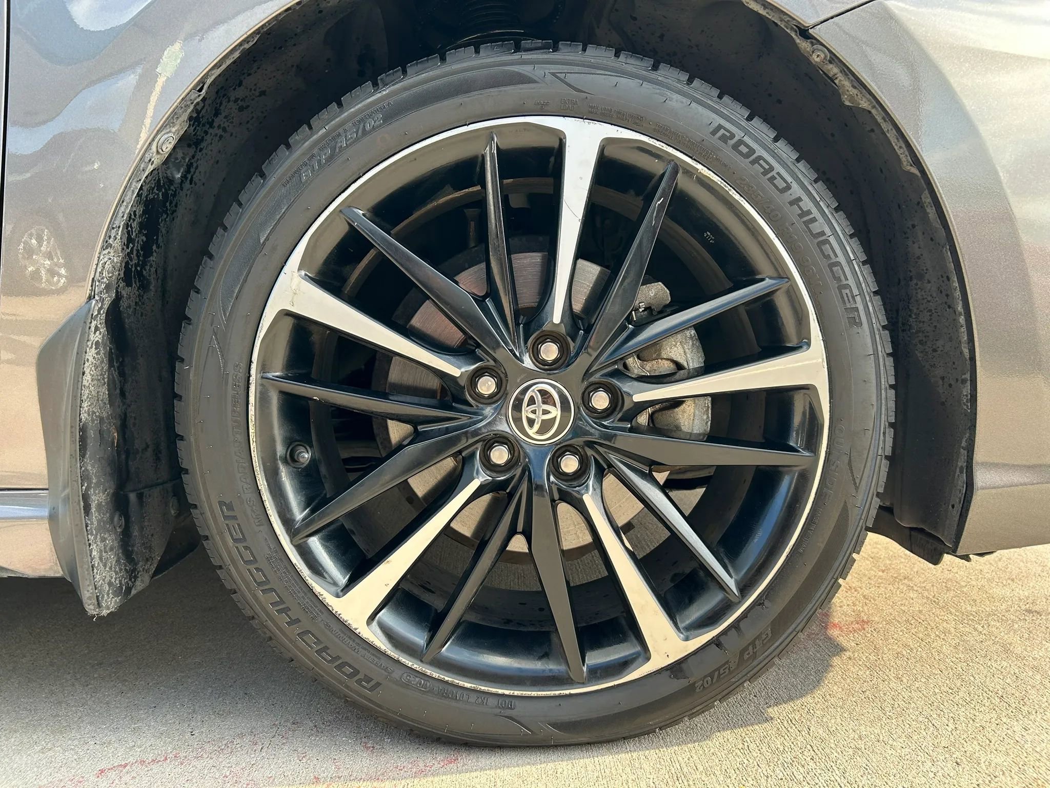 Used 2020 Toyota Camry XSE FWD image 26