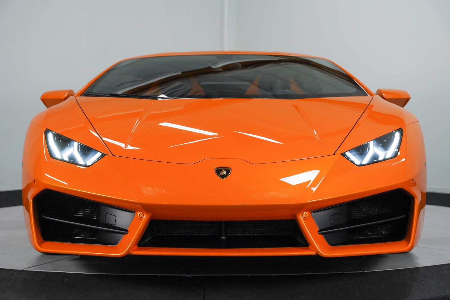 Used 2017 Lamborghini Huracan LP 580-2 RWD image 12