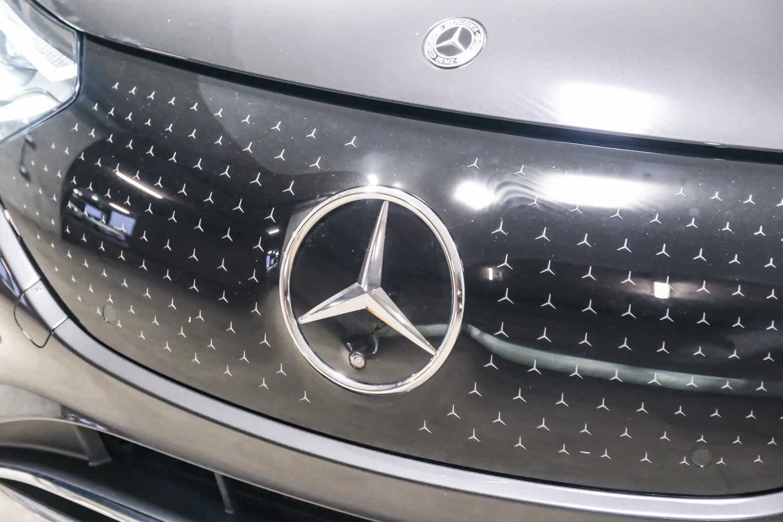 Certified 2023 Mercedes-Benz EQE 500 4MATIC Sedan image 13